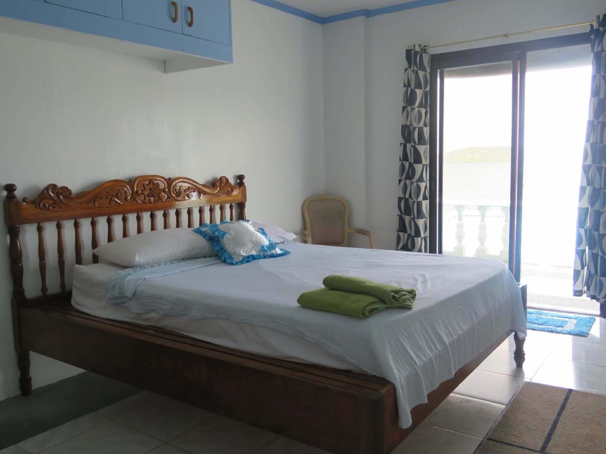 Bella Louise Lodging House Bar And Resto Busuanga Extérieur photo