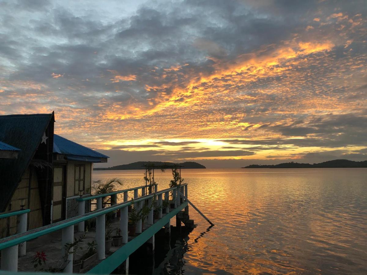 Bella Louise Lodging House Bar And Resto Busuanga Extérieur photo